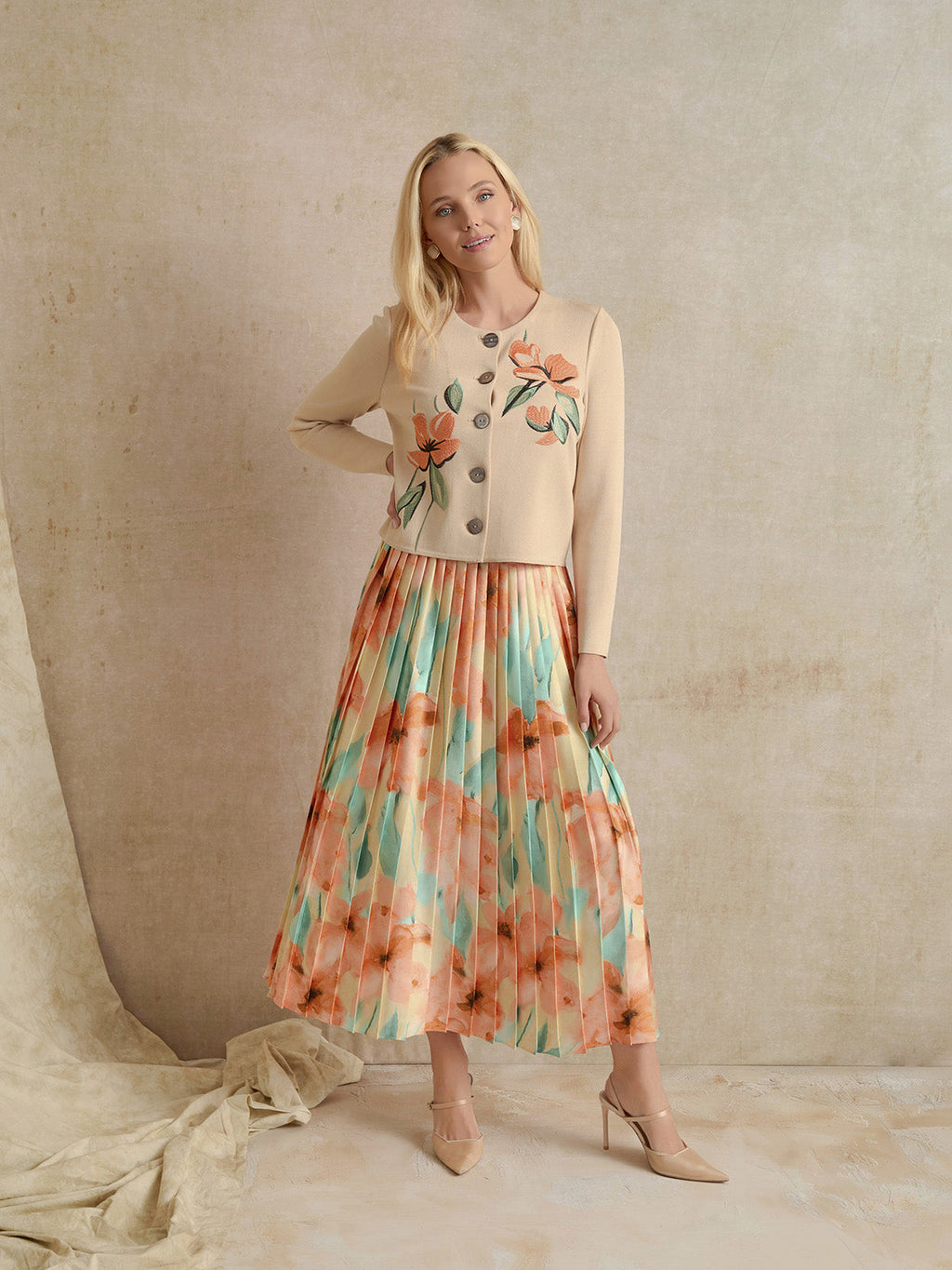 Floral Pleated Crepe de Chine Maxi Skirt