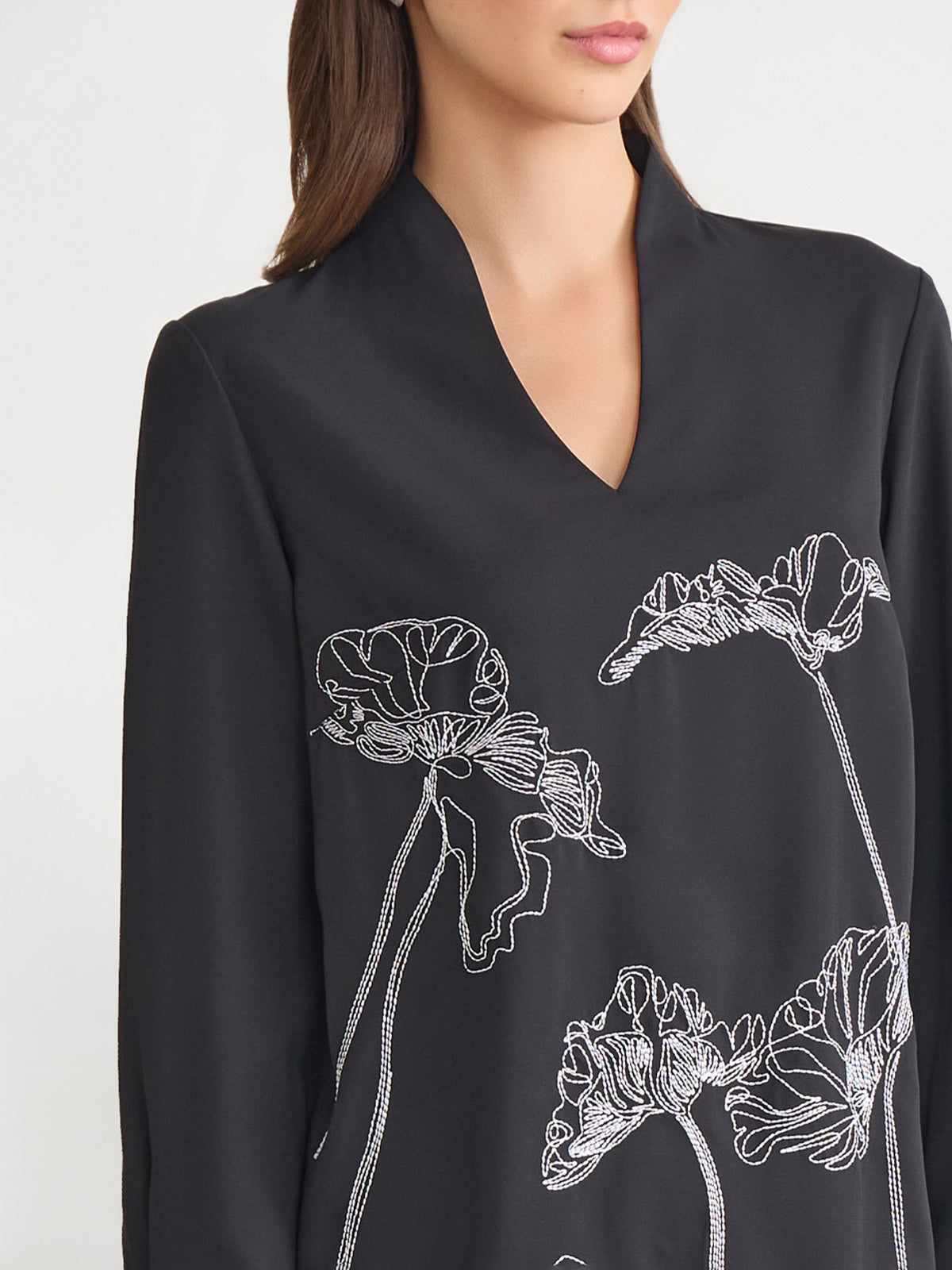 Floral Embroidered Crepe de Chine Tunic - True Fit
